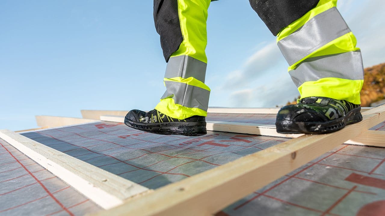 Isola Tyvek Pro Safe undertak.